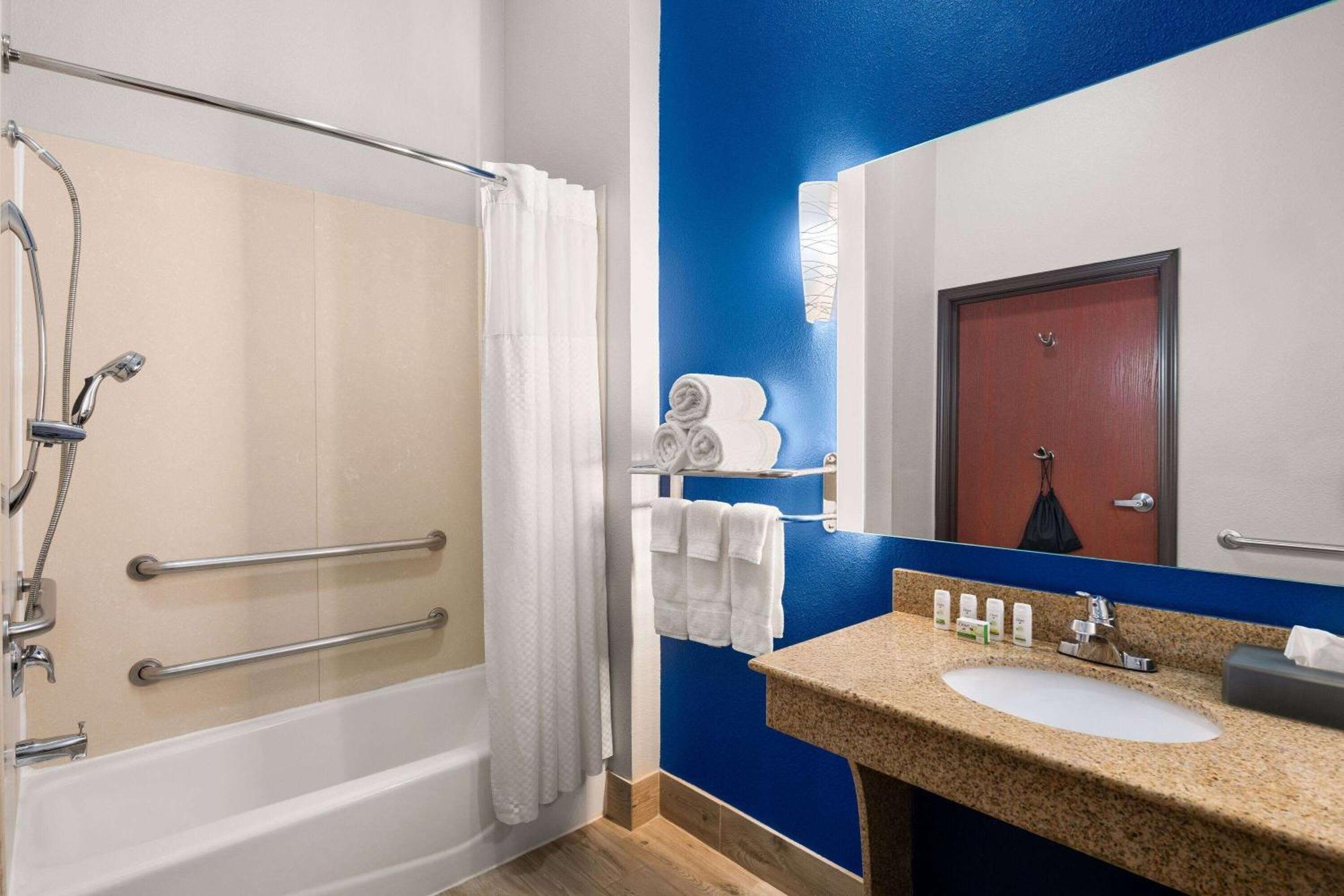 La Quinta By Wyndham Denton - University Drive Eksteriør billede